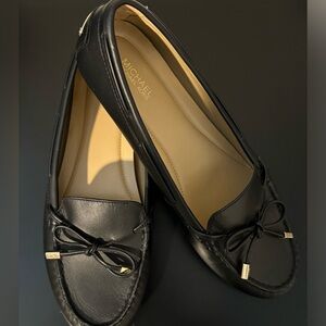 Black NWOT Michael Kors Loafers